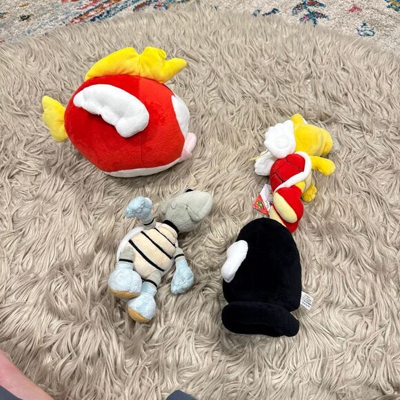 Nintendo Mario plushie bundle - Picture 2 of 7